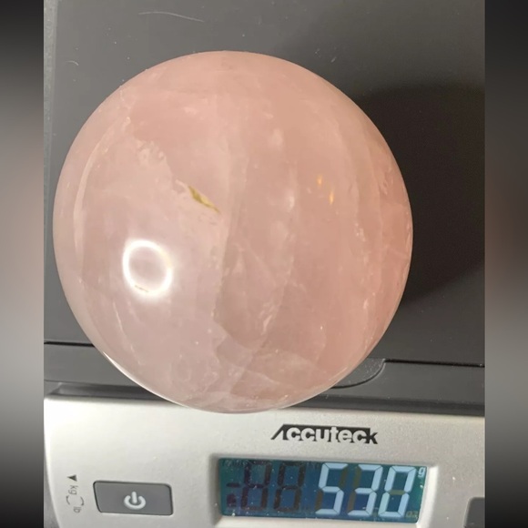 BOGO1/2 Natural Rose Quartz Crystal
Gemstone Healing Stone
Sphere Ball Self Love - Picture 16 of 17